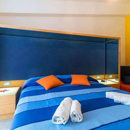 La Favorita Hotel 卡拉古诺内 外观 照片